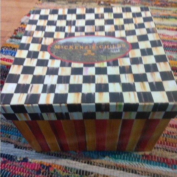 items around the house…anywhere - Picture 9 of 11